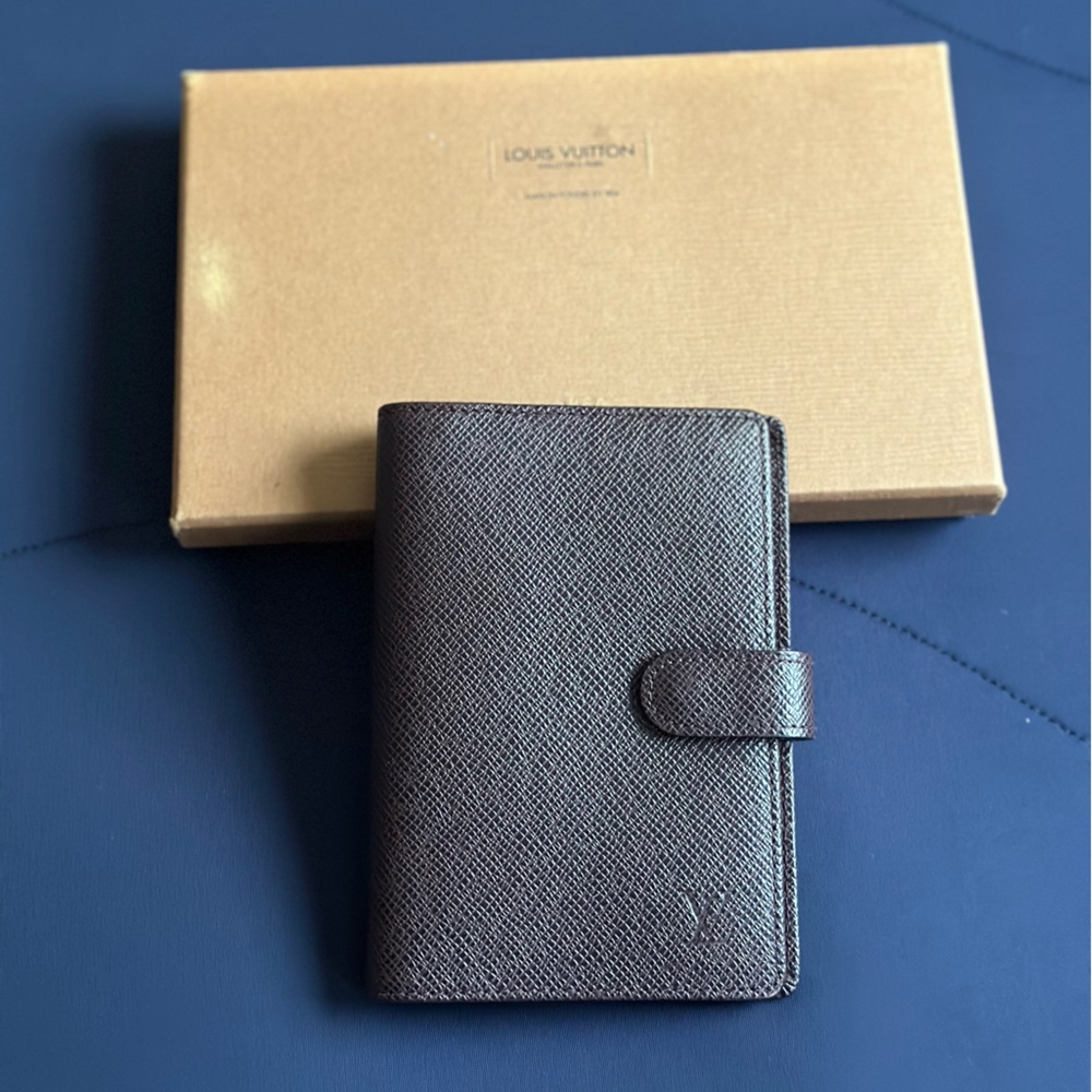 Louis Vuitton Taiga leather PM Agenda
